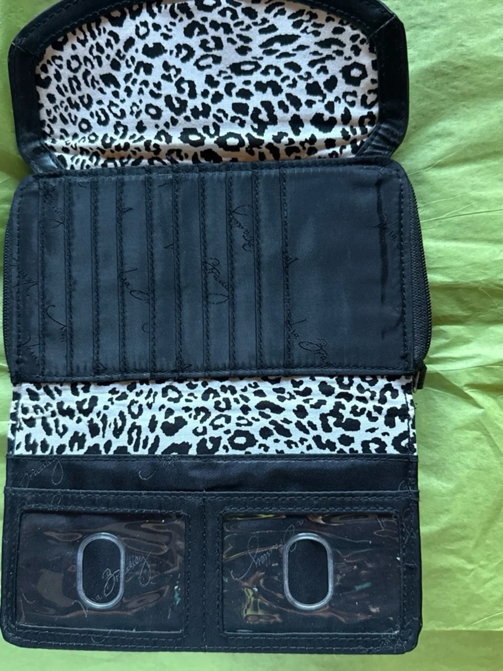 Vintage Vera Bradley! Quilted Black & White Leopard Print Women's Clutch